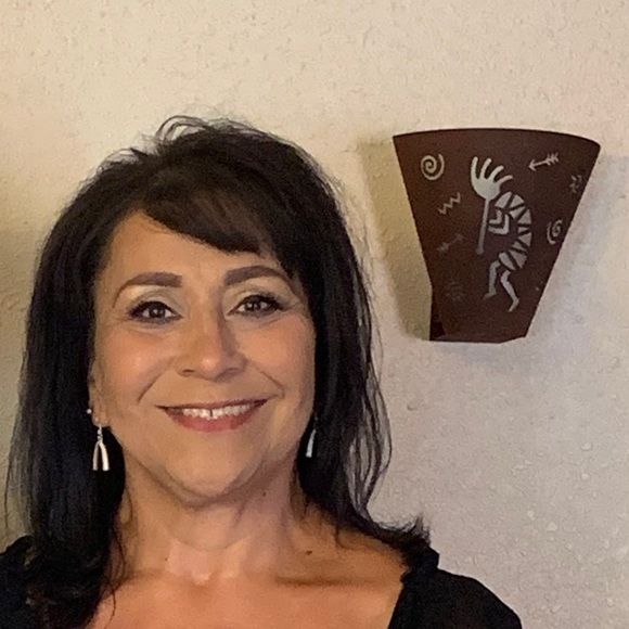 Meet the Posher Other - Meet your Posher, Ida